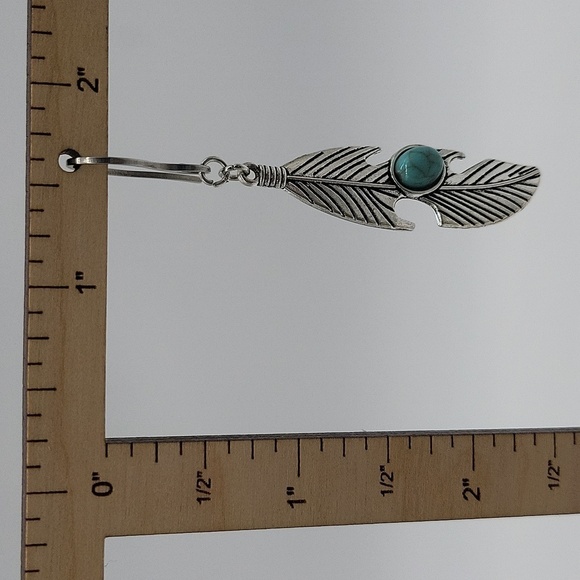 1836- Handmade Boho Feather Earrings NWT - Picture 4 of 6